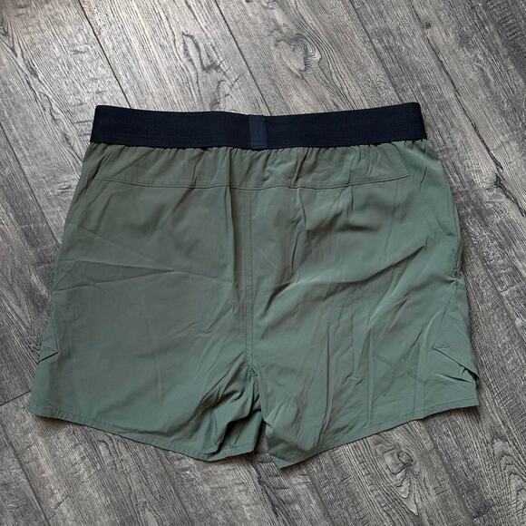 Green Khaki Grey Ten Thousand Lined Workout Gym Shorts 5” - Picture 2 of 7
